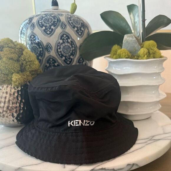 KENZO Bucket Hats Unisex Black -
POIZON